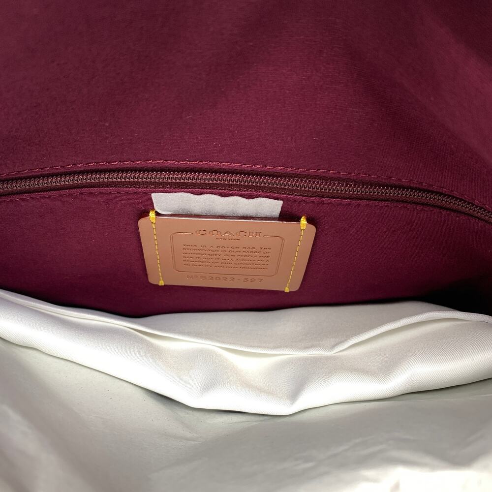 Coach Signature Coated Canvas Shay Crossbody Shoulder Bag Chalk White NEW - Picture 6 of 7